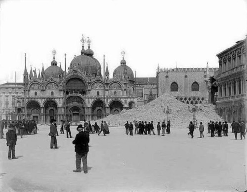 Venice, Italy  - Piazza San Marco july 14 1902