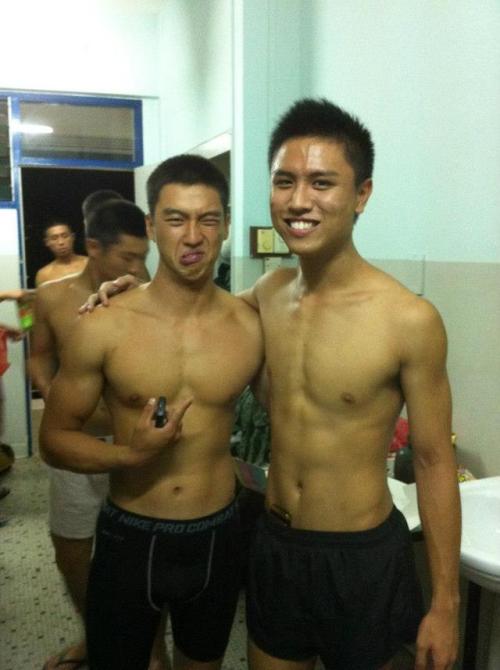 singaporeboysonly: Hotties. oldiegoldie