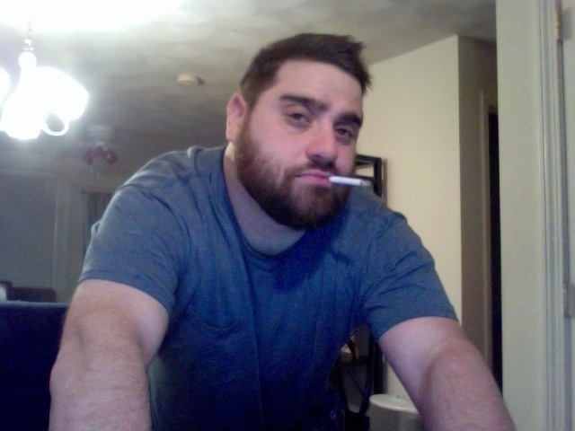 puprednck72:  cigarpervdad:  S  DAMN, I’m hungry budd…..  