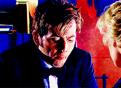 arthurpendragonns:  Tenth Doctor   reactions when being flirted with. 