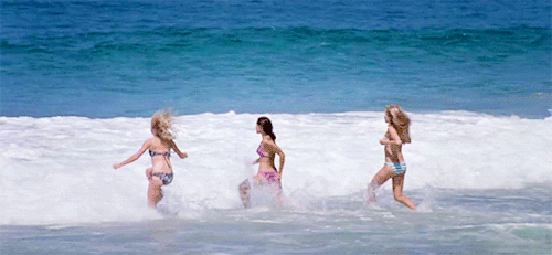 makosisland: h2o: just add water meme: [06/09] scenes/moments | the girls show the boys they are mer