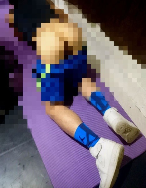 darkest-invisible: #前台演戲 #後台做愛 #白襪 #籃球襪 #CB #BB ※Breeding @ 05:09SexAtWorkingSpot  III：劇場後臺爽抽插 