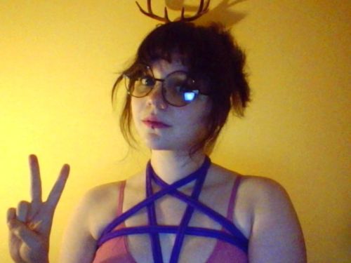 linamohl:  Achievment unlocked: bondage myself! More pics are nsfw ._.  