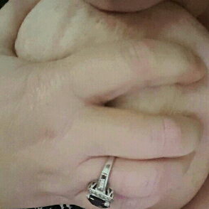 justmyboobs:  Thank You for hosting another wonderful Lips & Tits Friday😄😄 See you next Friday.  Can’t wait @tnbplaydate 😘😘😘 See you soon hon💋