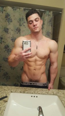 mexicogay-chacales:  Collin Simpson