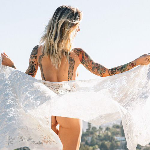 peopleofwasteland:  Alysha Nett 