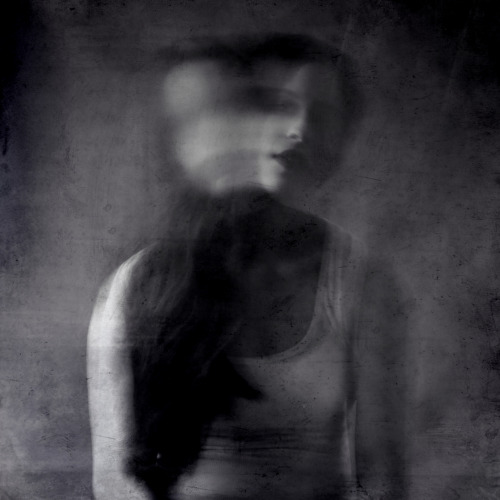 devidsketchbook: BREATH FADES IN LIGHT Photographer Josephine Cardin (behance / facebook) 