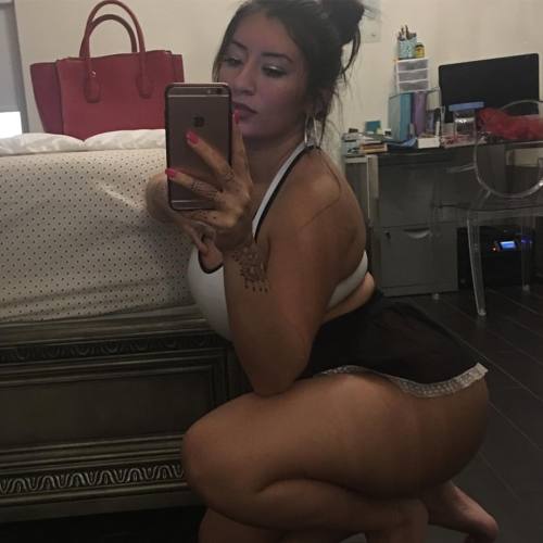 selenaadams69:  Yay! Thanks for going to adult photos