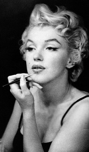Porn photo missmonroes:  Marilyn Monroe photographed
