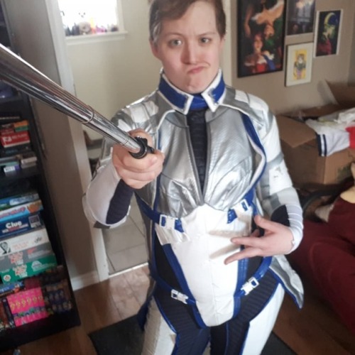 I don’t know how to use a selfie stick great. Tried on my #Liara #cosplay again to see if it s