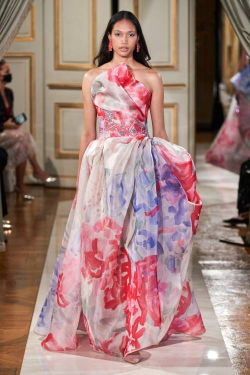 Armani Privé by Giorgio Armani, Fall 2021 Couture Credits:Giulia Massullo - Casting DirectorPiergior