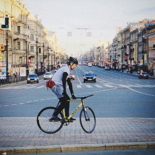 thebicycletree: regram @onedayillbemore . . #fixedboys . . #aarn #ingria #russia #fixedgear #fixie #