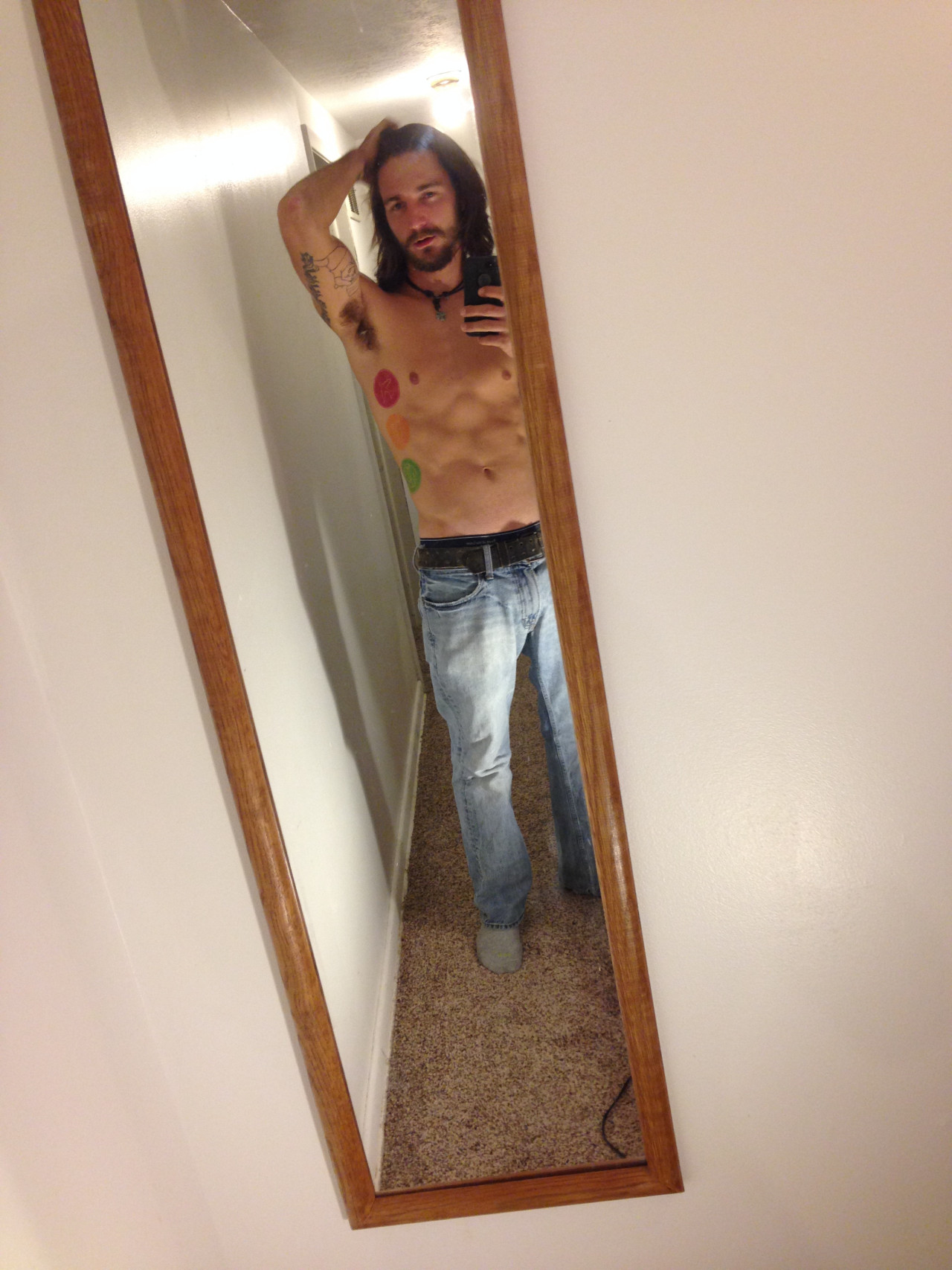 wilmingtonncyummy:    Yum  Handsome lad.