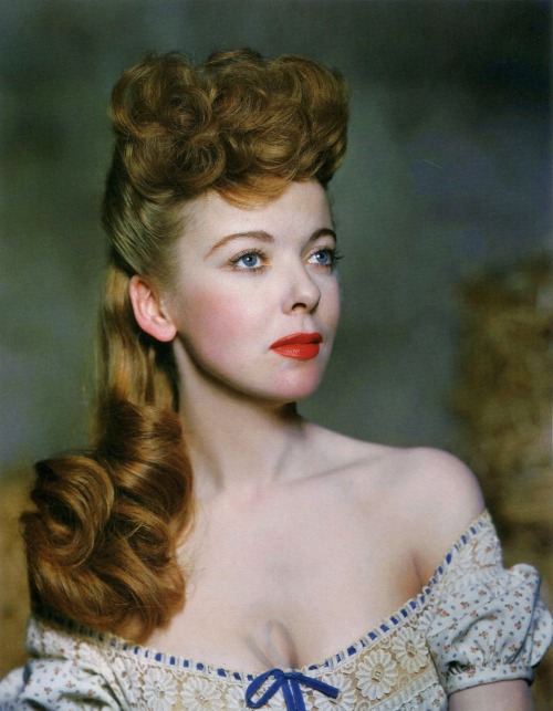 aladyloves:  Ida Lupino photographed by Scotty Welbourne for The Man I Love (1947)