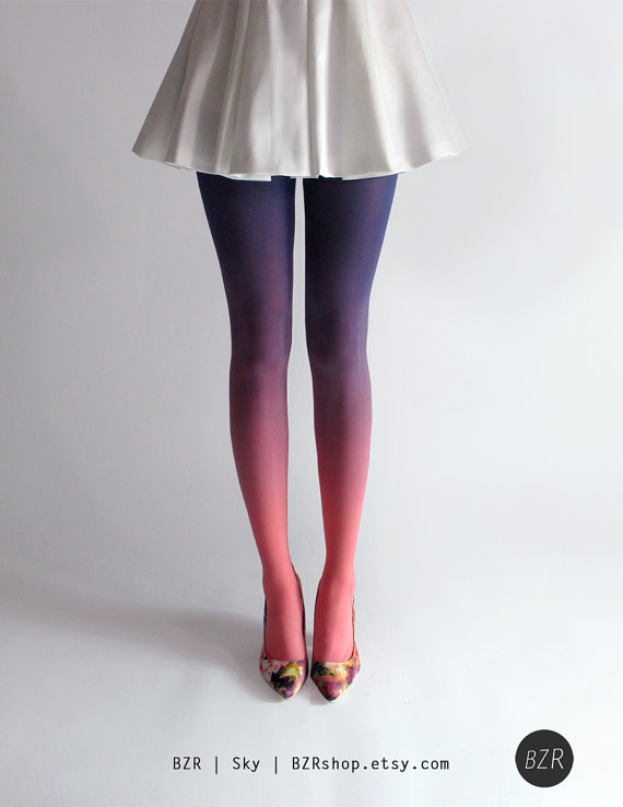 frenchbras:  i could take over the world with these tights 
