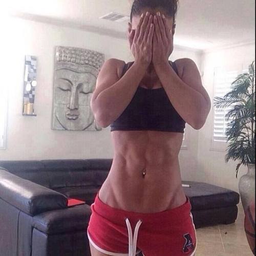 jl9233:  #RespectTheMuscle #awesome body #girlswithmuscle #lovethemuscles#sexy muscles #BodyOfArt