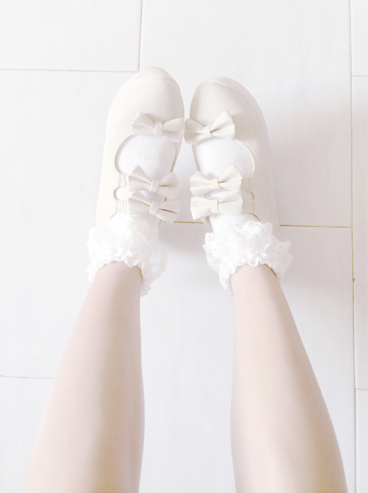 sushimoe:  My new socks arrived and it look so cute on my ribbon platforms c: 