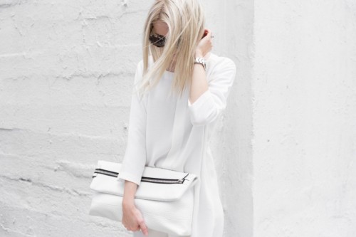 via Minimal Blogsby       								FIGTNY                                                                                                                                             