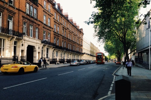 ffrenchtoast:  London Streets  London 2014 (3/?)  