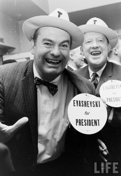 Iowa fans before the Minnesota-Iowa football game(Francis Miller. 1960)