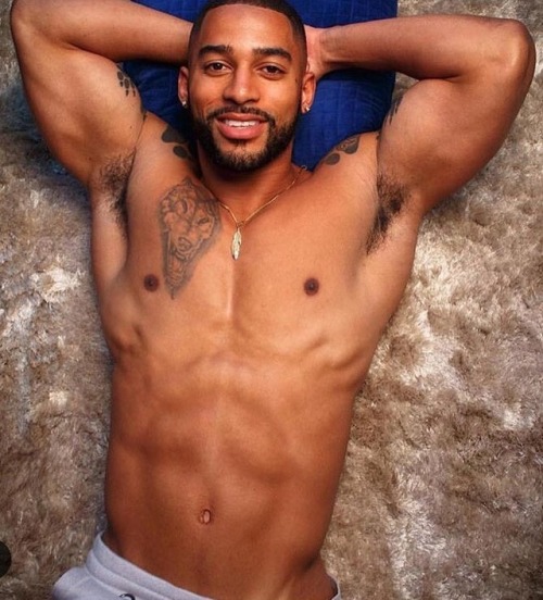muscleworship808:  His smile and that body! 😘