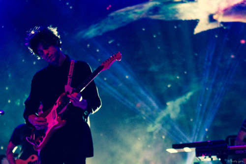 bequickdear:  MGMT: Live Show and Visuals, 2014