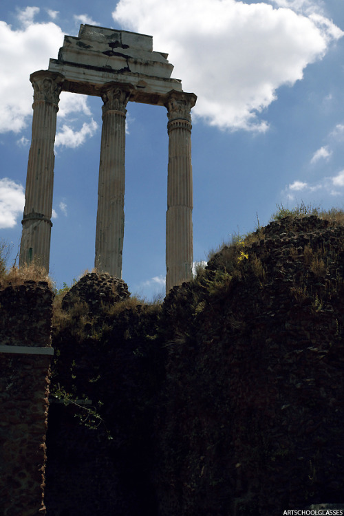 artschoolglasses:Temple of Castor and PolluxRome, Italy