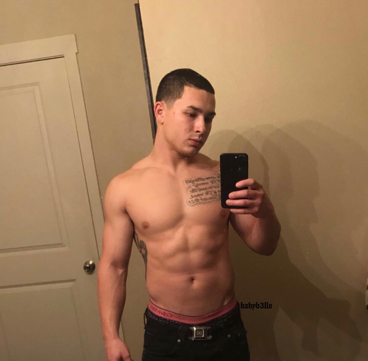 renzo-559: 559-adam:   cheatingonmynovio:  Fresno Fag  HOT 🔥   Fuck hes 🔥🔥🔥