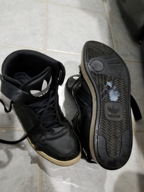 sneakerphreak: Fucked my Adidas AR 3.0 sneakers and got some cum on them