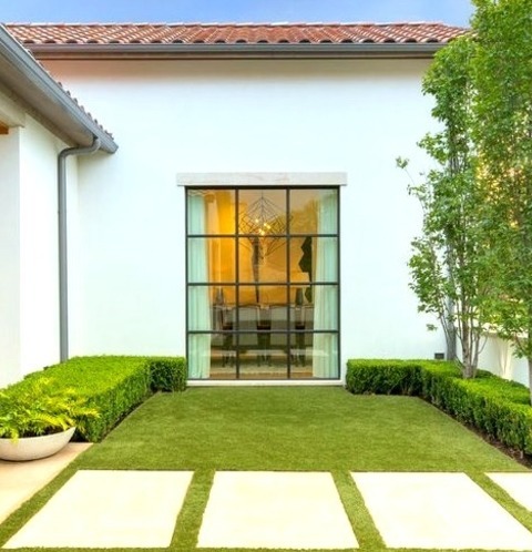Dallas PathwayAn Example Of A Huge Mediterranean Partial Sun Courtyard Garden Path.