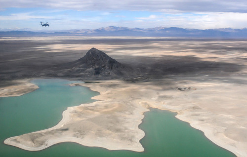 A UH-60 Black Hawk helicopter flies over Ghazni province, Afghanistan, on March 14, 2013. 