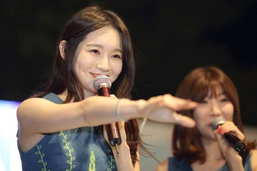 Kang Min Kyung (Davichi) - Kyungil University Festival Pics