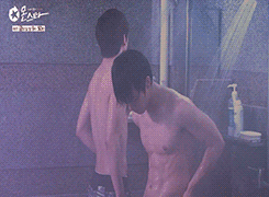 replayreplayshop:  queenhimchan:  seunghyoon-blog-blog-blog: dey nekkid ⊙‿⊙✿