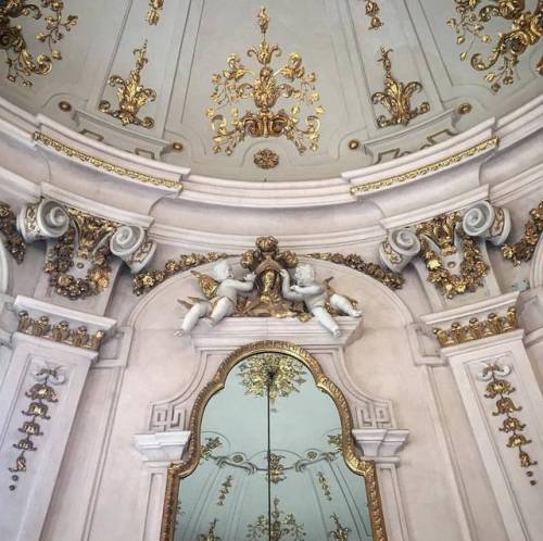 versaillesadness: Delicate details from the Schloß Belvedere by @johannes.weinmann . . #art #a