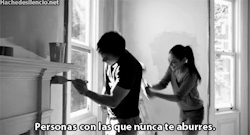 siendo estúpido serás feliz.