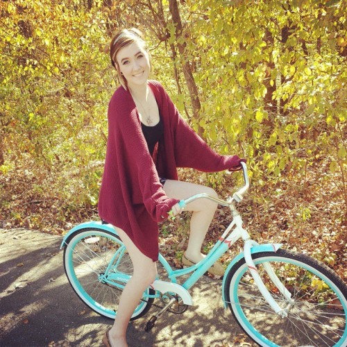 fralexframble:  I bought this Lil cutie a new bike :3