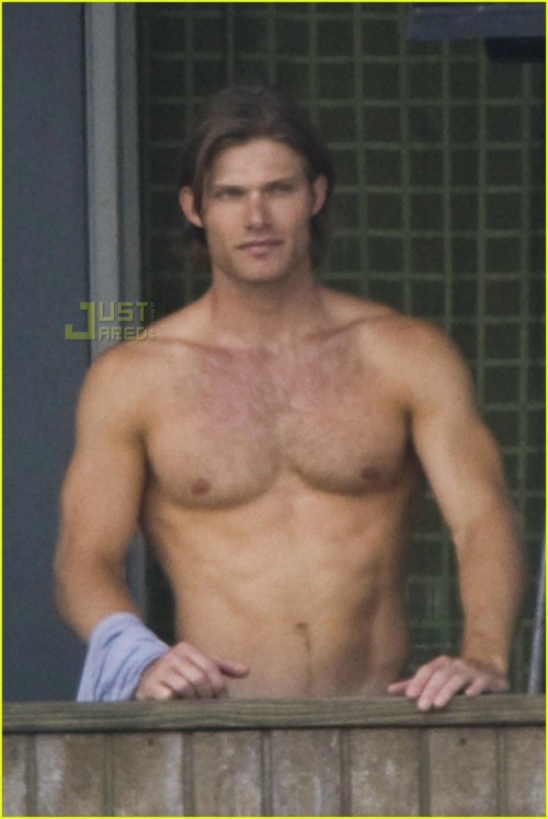 hotfamous-men:  Chris Carmack