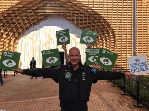 united-nations:
“ Clean technology can be profitable! Goodwill Ambassador & Solar Impulse pilot and pioneer Bertrand Piccard, who is also a UN Environment Goodwill Ambassador, explains how at #COP22.
Learn more about COP22 in Marrakesh here:...