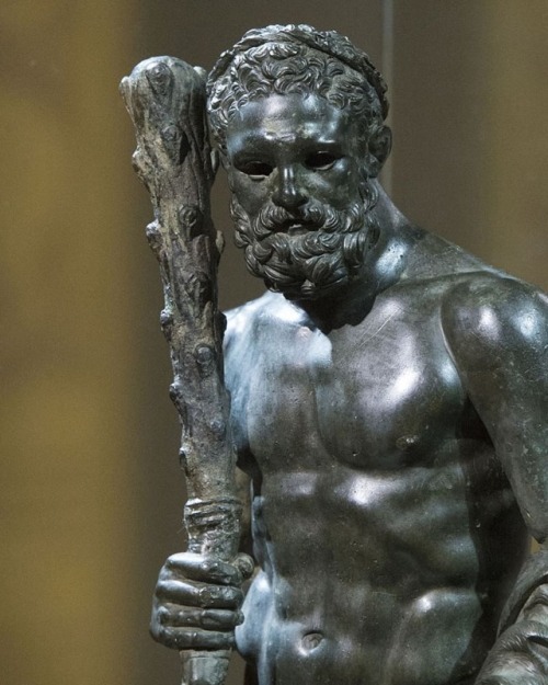 marenostrum-ac-dc:Bronze statue of Hercules, Roman, 2nd century AD. Height 51 cm. Alanya Museum, Ana
