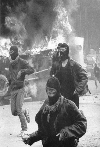 ready-to-fight: 80s German Antifa  