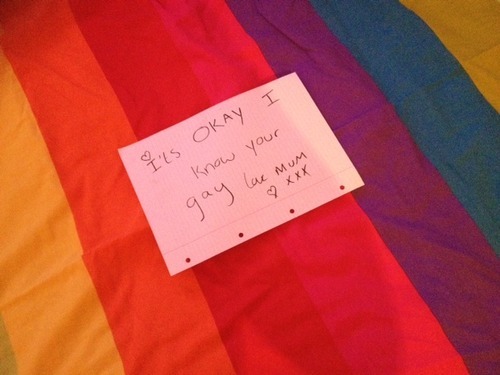 leader-of-standing-purgatorians:  princess-romanova:  So I hadn’t yet come out to my mum and today I got home to see that someone had changed the cover on my bed to this  And then I saw that they left a note on the bed, so I went over to take a look