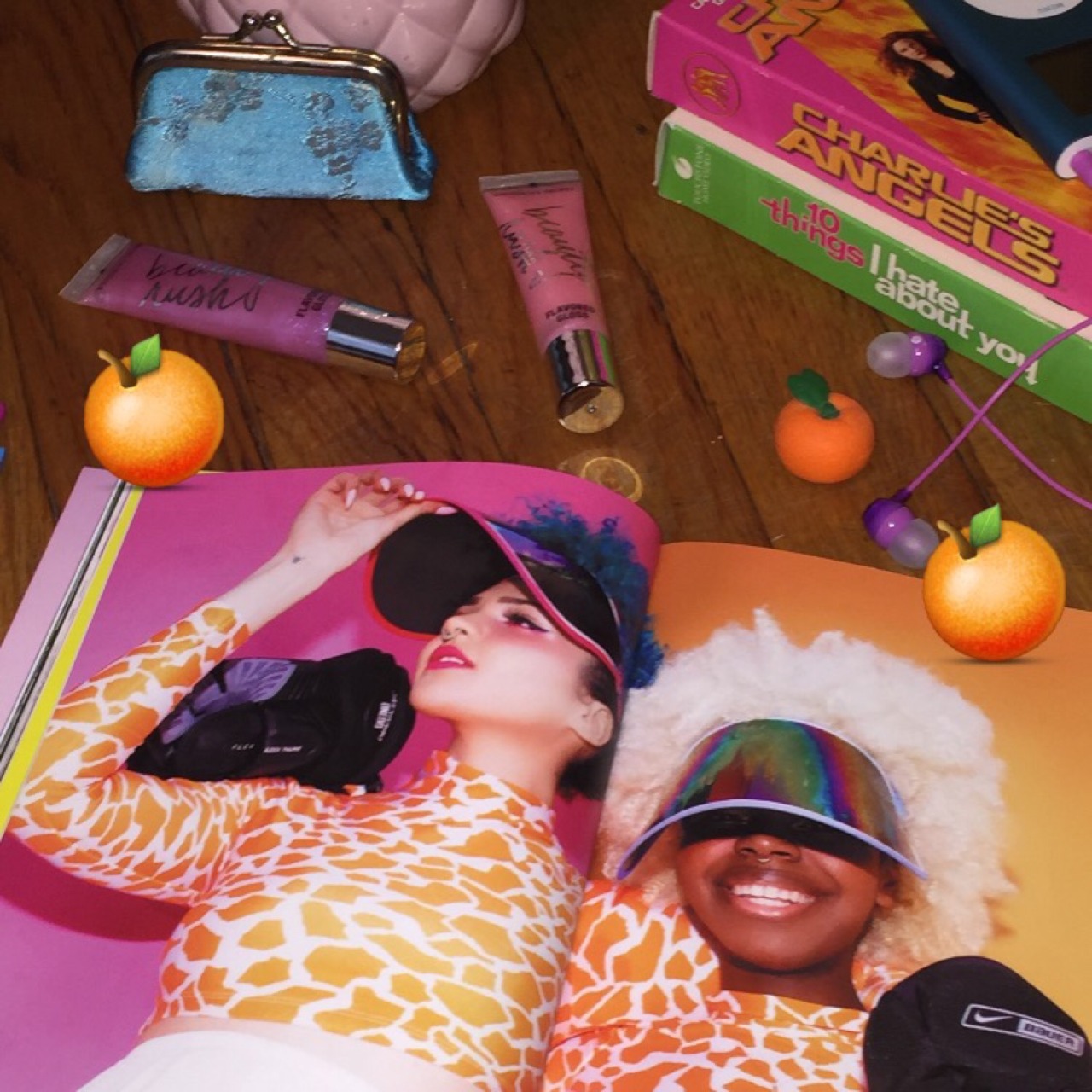 bleakbake:  @theisisnicolemag issue 4 out now!!!!!!!!! order your copy here 