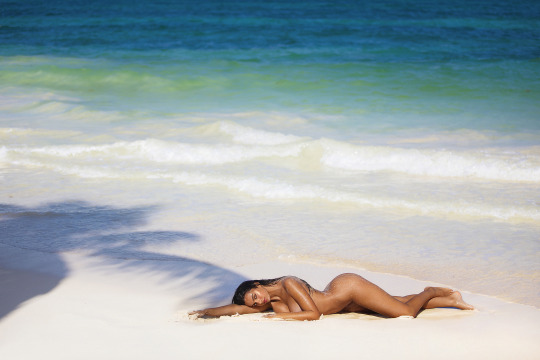 heatwavetonightshade:Priscilla Huggins photographed by Ana Dias for Playboy Mexico,
