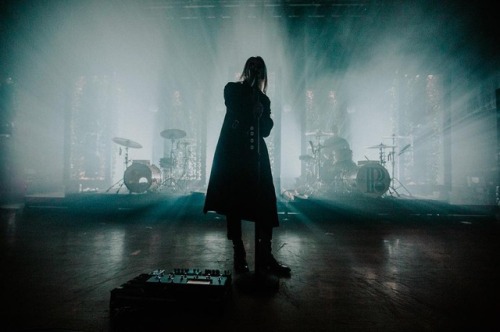 pvrisfvns: PVRIS  By Matty Vogel 