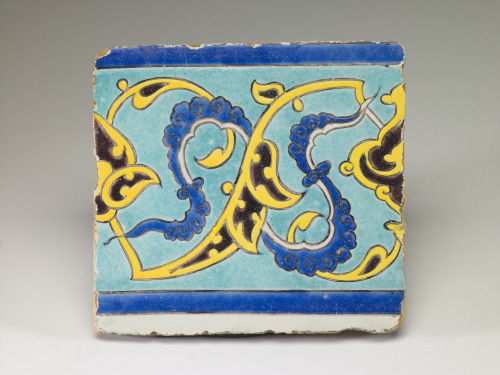 Persian Tile, Safavid dynasty, late 16th to early 17th centurySaint Louis Art MuseumProvenance: dona