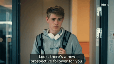 56b6482a9d83eb995fd7baa912b80f53e9e113ca.gifv