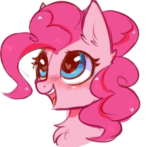 pestyskillengton:Pinkie Pie :зmy lovely pony  who else to draw? ))