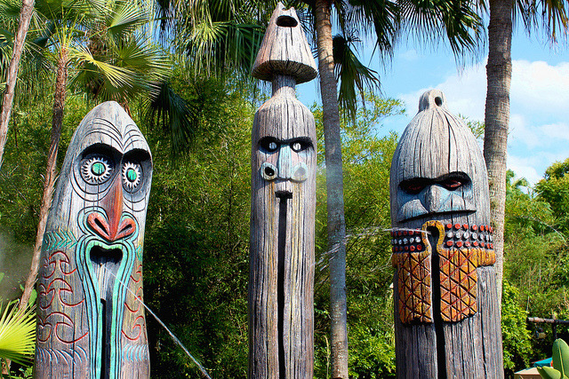 hula-waves:  exotic-elephant-s:  kai-tropic:   ❀ CHECK OUT MY BLOG. DO IT. ❀