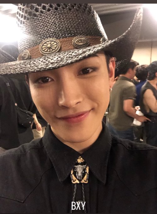 HES SO CUTE AND HOT AND CUTE AND HOT AND