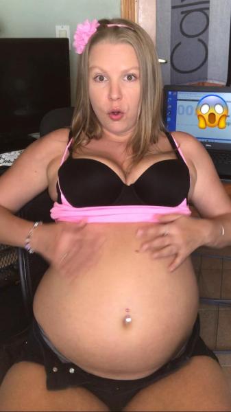 stuffed-bellies-always:GorJESS - Speed Eating a Pupu for Two